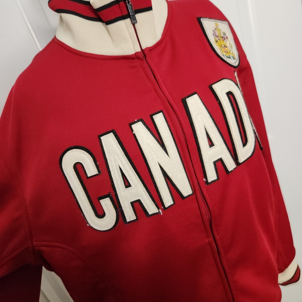 Men's Kalson True North CANADA Varsityโ Style Jacket Size XL